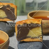 芝麻绿豆  Sesame and Mungbean Paste Mooncake [Straight Cut]